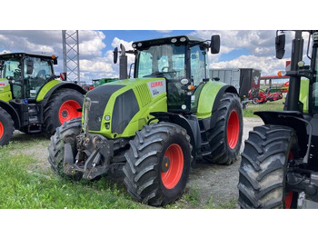 Farm tractor CLAAS Axion 840