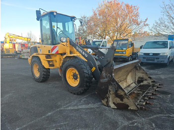Wheel loader VOLVO L30G