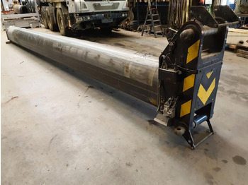 Boom LIEBHERR