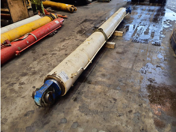 Hydraulic cylinder TEREX