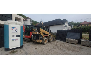 Skid steer loader CATERPILLAR