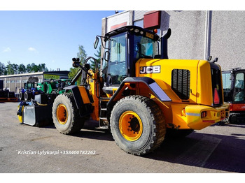Wheel loader JCB 437HT: picture 2