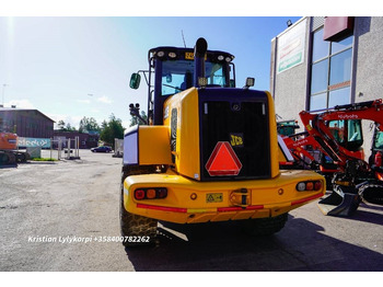 Wheel loader JCB 437HT: picture 5