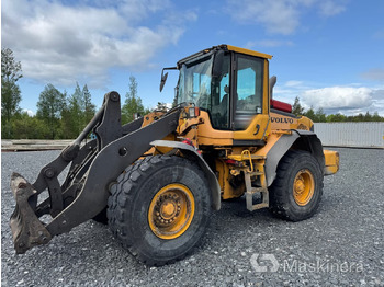 Wheel loader VOLVO L90F