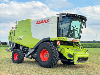 Combine harvester CLAAS Lexion 660