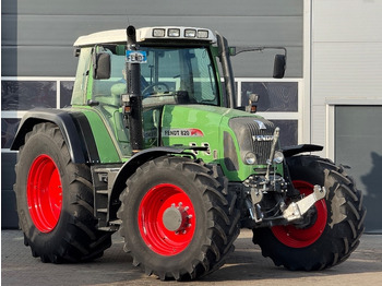 Farm tractor FENDT 820 Vario