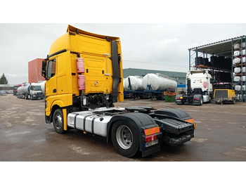 Tractor unit Mercedes-Benz 1845 GIGA space: picture 3