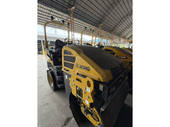 Mini roller XCMG XD140VT 4ton small Light Diesel Vibratory Road Roller: picture 3 Mini roller XCMG XD140VT 4ton small Light Diesel Vibratory Road Roller: picture 3