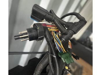 Cables/ Wire harness DAF XF 106 TRAILER SOCKET ELECTRICAL HARNESS: picture 2 Cables/ Wire harness DAF XF 106 TRAILER SOCKET ELECTRICAL HARNESS: picture 2