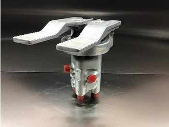 Pedal LIEBHERR