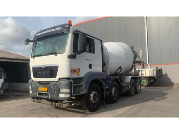 Concrete mixer truck LIEBHERR
