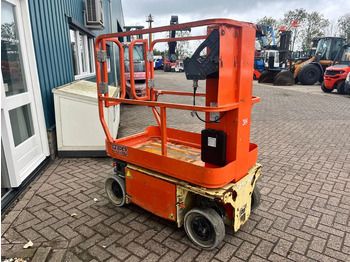 Telescopic boom JLG