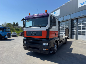 Autotransporter truck MAN TGA