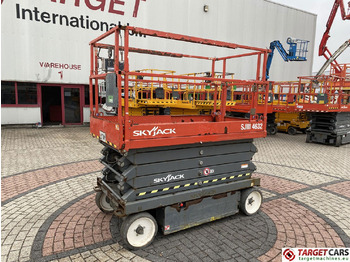 Scissor lift SKYJACK