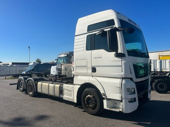 Container transporter/ Swap body truck MAN TGX 26.440