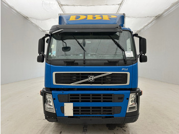 Box truck Volvo FM 300: picture 2