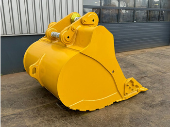 New Bucket Caterpillar CAT 349 BUCKET TB linkage (66-IN X 2.81-CU M,7 teeth): picture 5 New Bucket Caterpillar CAT 349 BUCKET TB linkage (66-IN X 2.81-CU M,7 teeth): picture 5