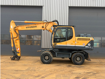 Wheel excavator HYUNDAI