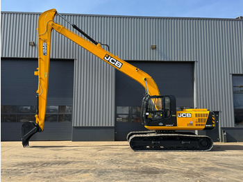 Excavator JCB