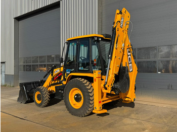 New Backhoe loader JCB 3DX 4x4 Super with extendable boom: picture 3
