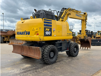 Wheel excavator Komatsu PW180-11: picture 5