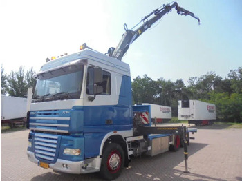 Crane truck DAF XF 105