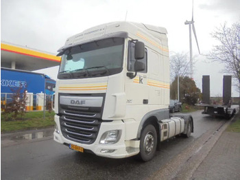 Tractor unit DAF XF 440