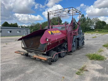 Asphalt paver DEMAG