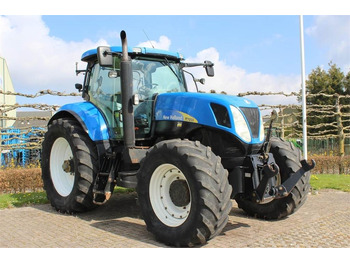 Farm tractor New Holland T7050: picture 2