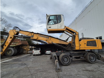 Waste/ Industry handler LIEBHERR LH 30 M