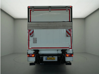 Box truck DAF CF 300 FA Sleeping Cab, New APK, Full Tank, New Tacho, 2t Laadklep: picture 5