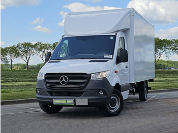 Closed box van MERCEDES-BENZ Sprinter 317