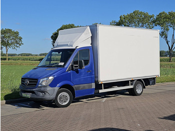 Closed box van Mercedes-Benz Sprinter 516 ac: picture 2