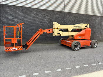 Articulated boom JLG E450AJ
