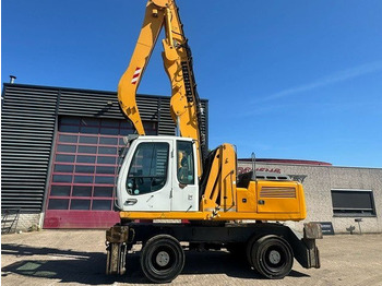 Waste/ Industry handler LIEBHERR A 904 C Litronic