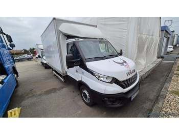 Closed box van IVECO Daily 35s16