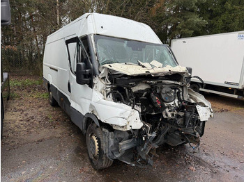 Panel van Iveco Daily 35S16 maxi Damaged: picture 3