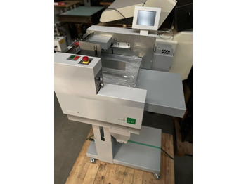 Folding machine