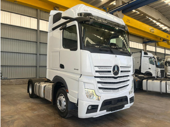 Tractor unit MERCEDES-BENZ Actros 1845