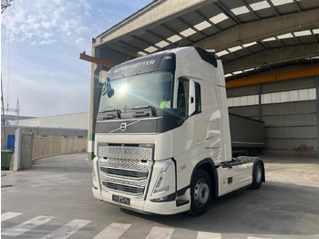 Tractor unit VOLVO FH 460