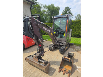 Mini excavator VOLVO EC18E