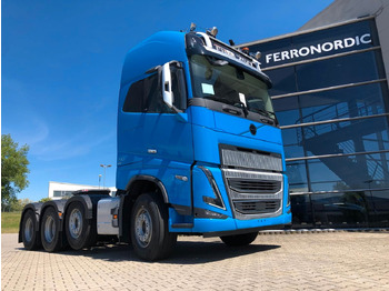 Tractor unit VOLVO FH16 750