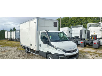 Closed box van IVECO Daily 35s16