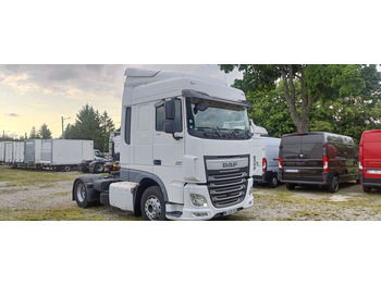 Tractor unit DAF XF 460