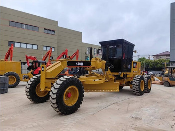Grader CATERPILLAR 140H