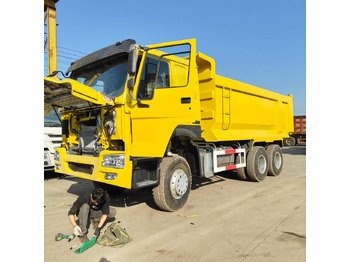 Tipper SINOTRUK HOWO