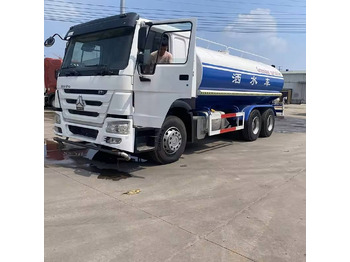 Tanker truck SINOTRUK HOWO