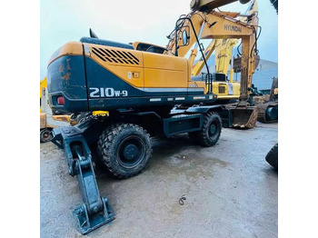 Crawler excavator HYUNDAI