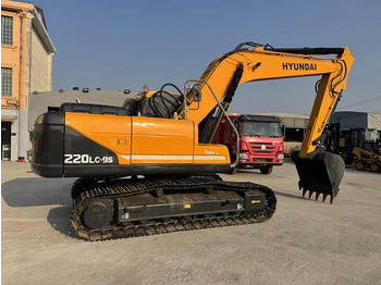 Crawler excavator Perfect Condition usada excavadora 22ton Hyundai 220LC Hyundai Excavator Used 220LC-9S excavator For Construction For Sale: picture 3