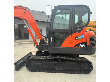 Crawler excavator DOOSAN DX60